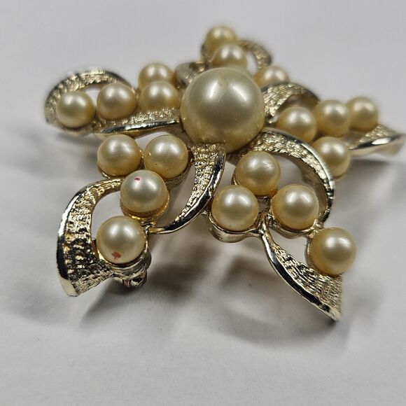 Star Brooch Faux Pearls Goldtone Vintage Marboux Signed MCM - Picture 10 of 12
